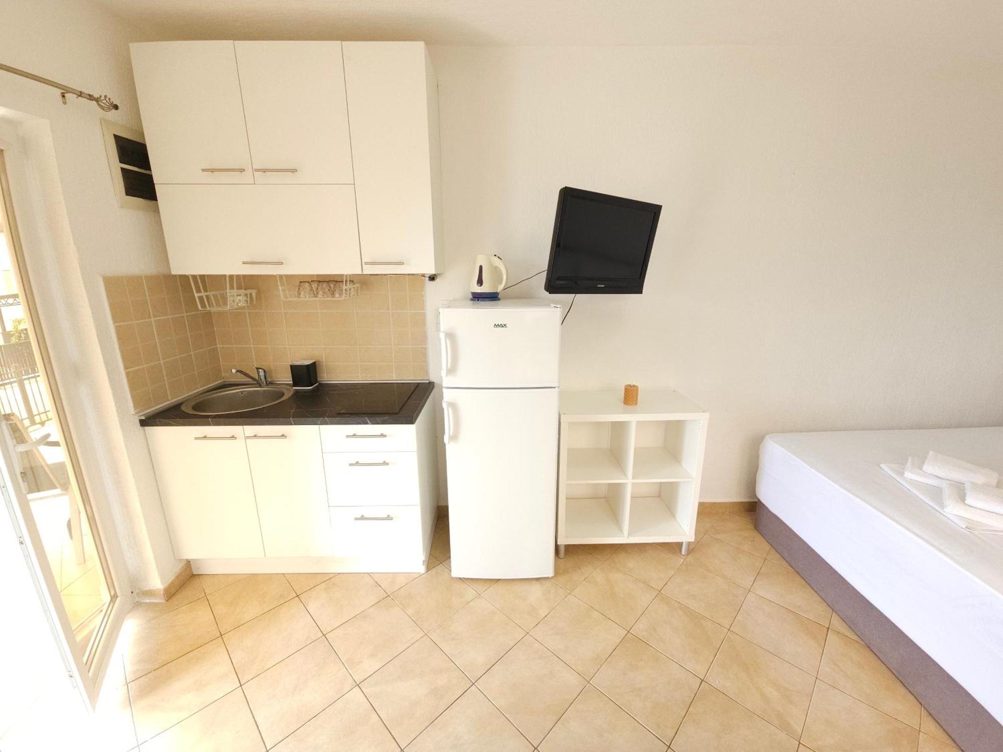 Talija Apartments Krimovica Budva Szoba fotó